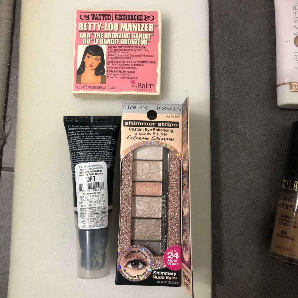 Lots 8 makeup sets - Picture 2 of 8